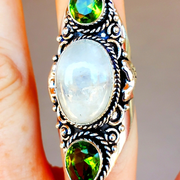 New Rainbow Moonstone & Peridot 925 Silver Statement Ring. - Picture 11 of 13